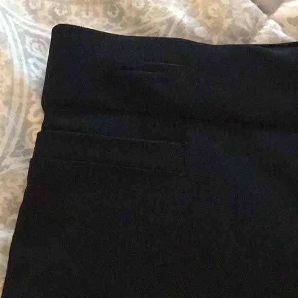 NWT Black Liz Claiborne Classic Straight Leg pant - Picture 2 of 3